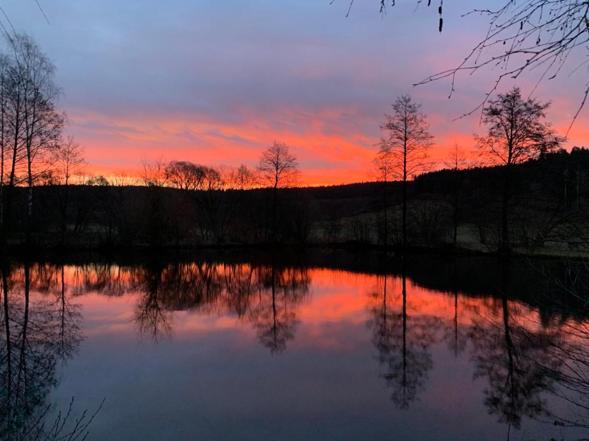 Landgasthof Wetteraperle Raila ภายนอก รูปภาพ