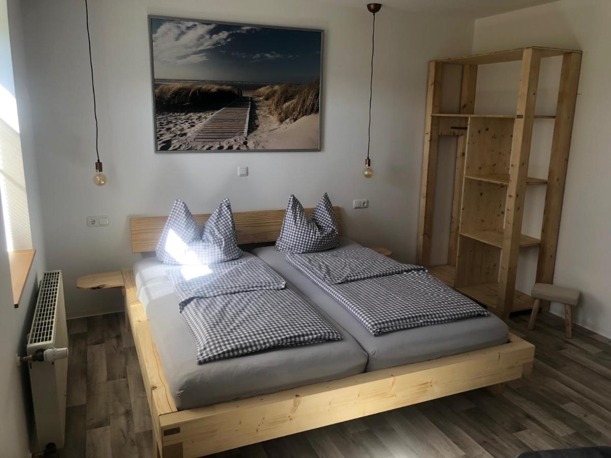 Landgasthof Wetteraperle Raila ภายนอก รูปภาพ